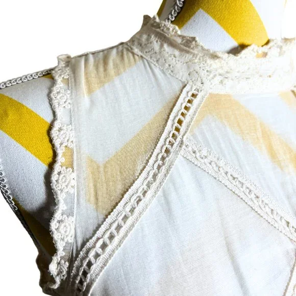 Free People Sleeveless Dress w/ Lace • White & Cream • Size XS - Picture 5 of 9